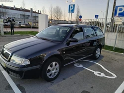 Skoda Octavia 1.6 Impecável