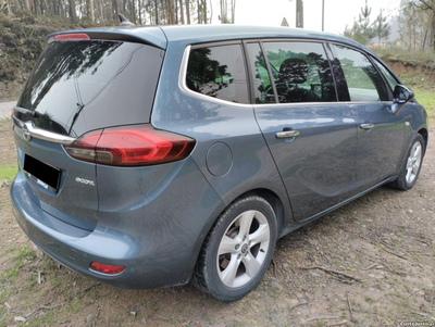 Opel Zafira 1.6 CDTi 136cv Cosmo - 7 Lugares - GPS - Teto Panorâmico - Nacional