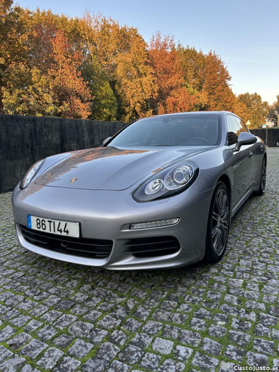 Porsche Panamera S E-Hybrid