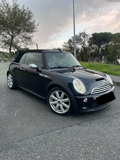 MINI Cooper S SIDEWALK