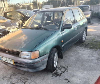 Toyota Starlet 5 portas