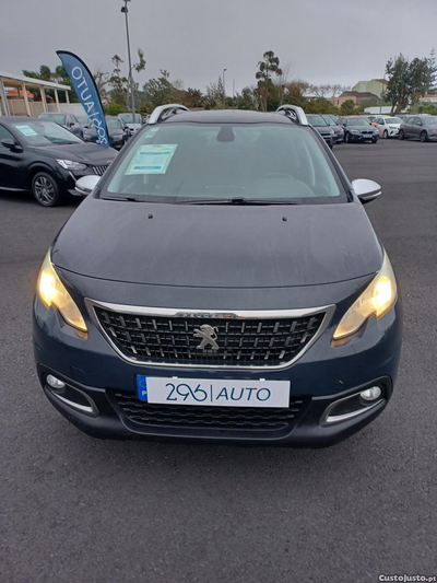 Peugeot 2008 2008 style puretech 1.2