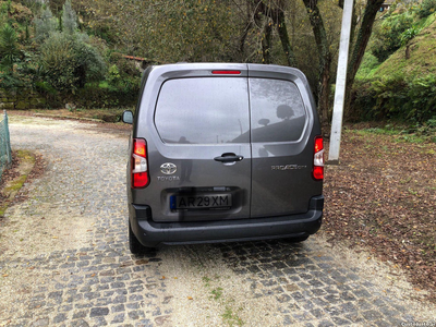 Toyota Proace city