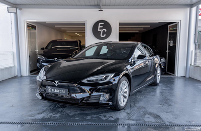 Tesla Model S 75D