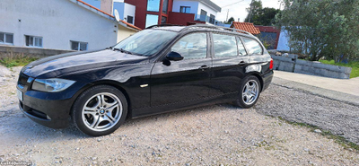 BMW 320 2008