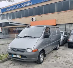 Toyota HiAce D4D revisão total feita