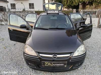 Opel Corsa 1.2 16V Cosmo