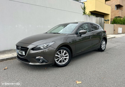 Mazda 3 1.5 Sky-G Evolve HS Navi