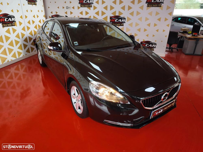 Volvo V40 2.0 D2 Momentum