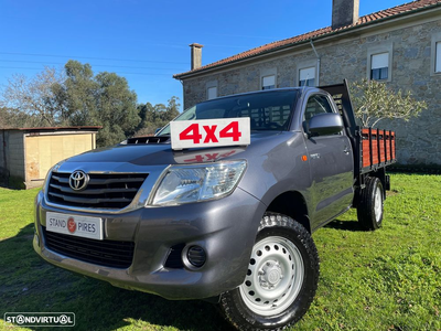 Toyota Hilux 2.5 D-4D 4WD CE