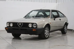 Alfa Romeo Sprint Veloce 1.3