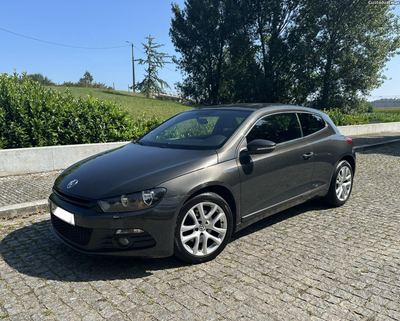 VW Scirocco Gasolina 160cv