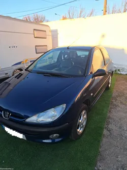 Peugeot 206 Peugeot 206 1.4 HDI 3 Portas Estofos em Pele Impecável Dezº 02