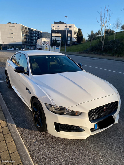 Jaguar XE R-Sport