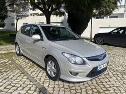 Hyundai i30  Blue CRDI