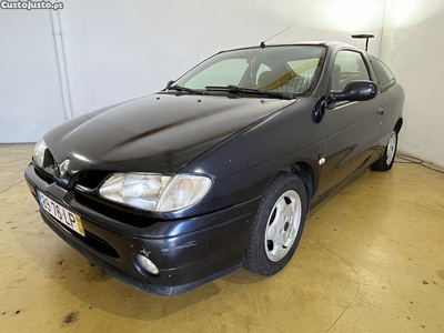 Renault Mégane 1.6e symbol