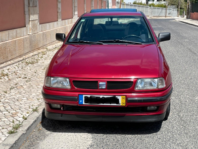 Seat Cordoba 1.4i 125 mil kms originais