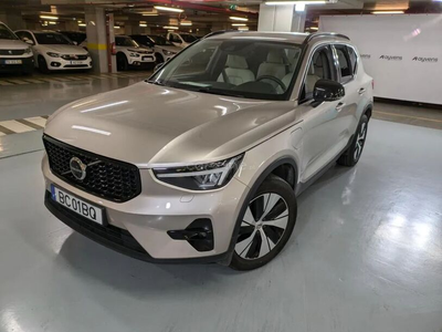 Volvo XC40 1.5 T4 PHEV Plus Dark