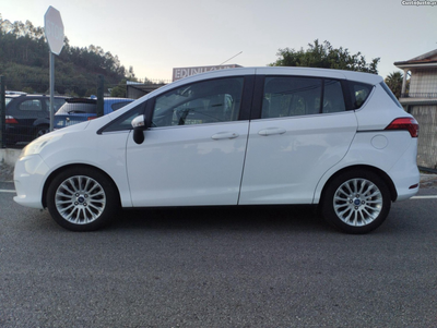 Ford B-Max 1.0 SCTI 100cv Ecoboost Titanium - Monovolume - Classe 1