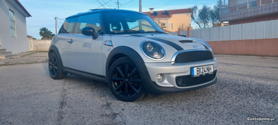 MINI Cooper S R56