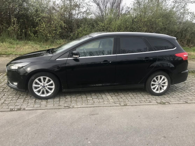 Ford Focus SW 1.5 tdci 120cv titanium