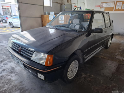 Peugeot 205 1.4 XT