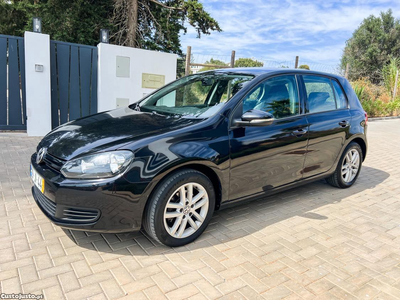 VW Golf TDI Auto 4 door hatchback