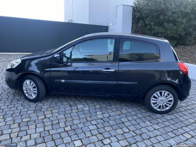 Renault Clio 1.5 dci 85 cv