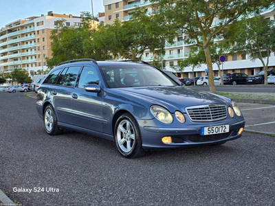 Mercedes-Benz E 320 320 Cdi 6 Cilindros Caixa Automática Elegance