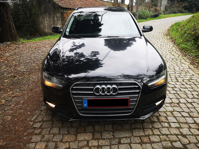 Audi A4 Avant 2.0 TDI SPORT - GPS - DISTRIBUIÇÃO MUDADA