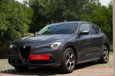 Alfa Romeo Stelvio 2.2 D Sport AT8 Full Extras