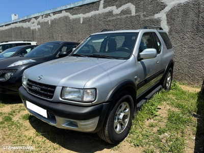 Opel Frontera 2.2 DTi Sport RS