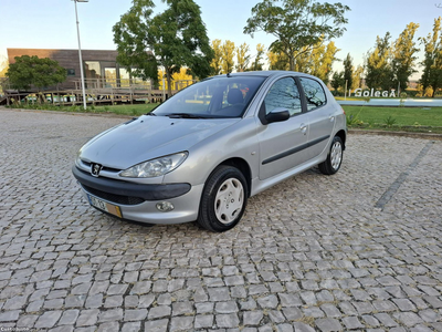 Peugeot 206 *VENDIDO*