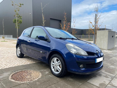 Renault Clio 1.2Gasolina 75cv 5Lugares