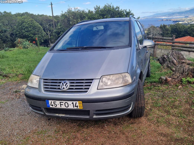 VW Sharan 1900 JTD 140cv 7 lugares