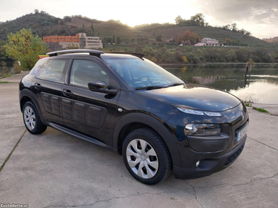 Citroën C4 CACTUS BLUEHDI 100 FEEL