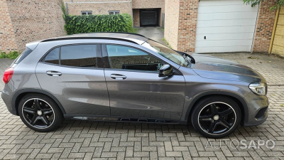 Mercedes-Benz Classe GLA 180 AMG Line de 2017