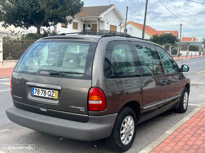 Chrysler Voyager 2.5 TD SE Madison