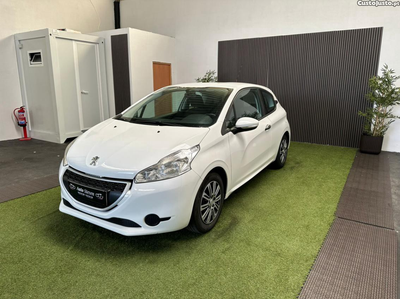 Peugeot 208 1.4 HDI