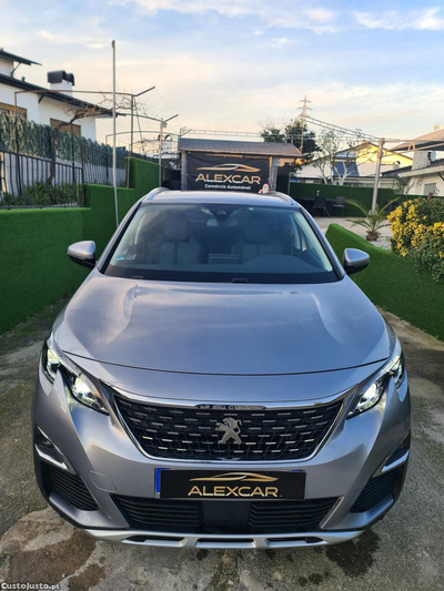 Peugeot 3008 PureTech 1.2 130cv Allure