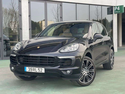 Porsche Cayenne Platinum Edition