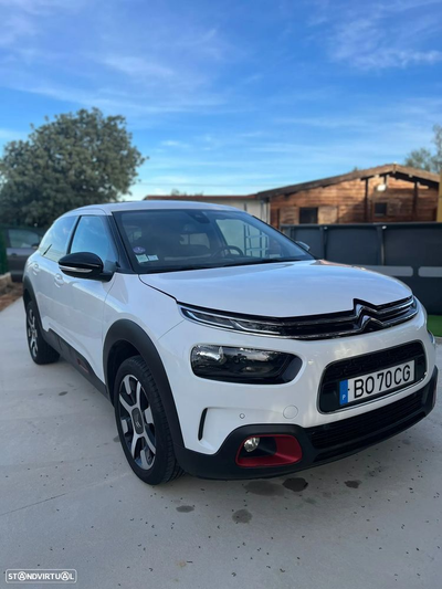 Citroën C4 Cactus 1.2 PureTech Shine Pack