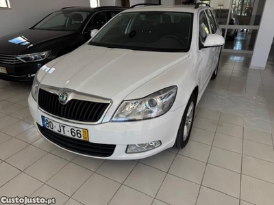 Skoda Octavia break 1.6 TDI ELEGANCE PACK