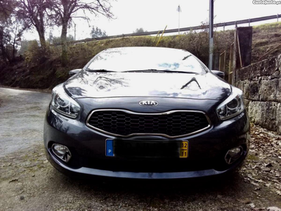 Kia Ceed CRDI TX 1400cc 90cv