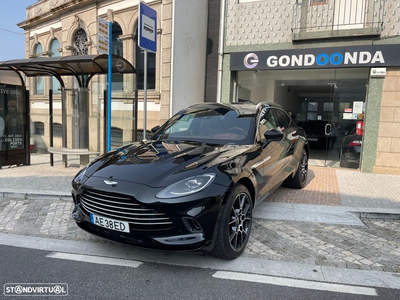 Aston Martin DBX Standard