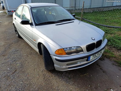 BMW 320 5 portas