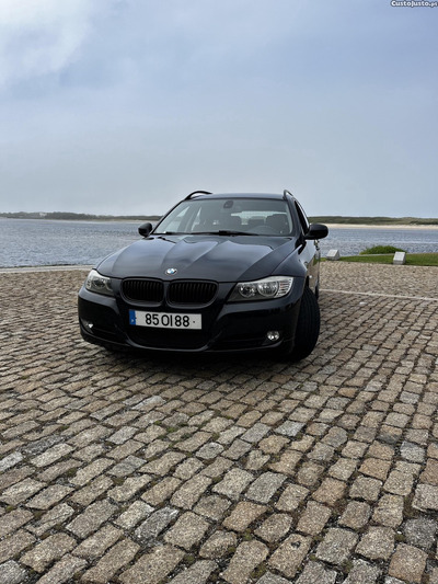 BMW 318 Touring navegatio