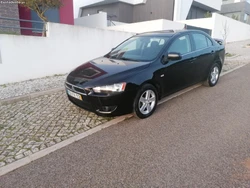 Mitsubishi Lancer 1.5 invite 109cv 2010