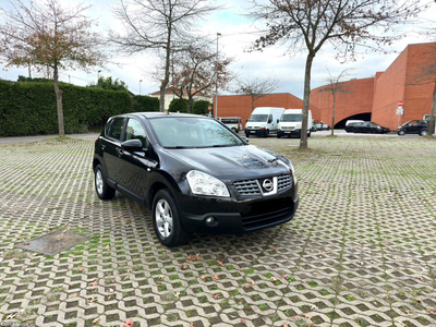 Nissan Qashqai 1.5 turbo diesel impecável