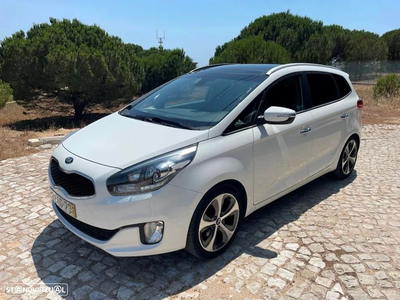 Kia Carens 1.7 CRDi ISG TX